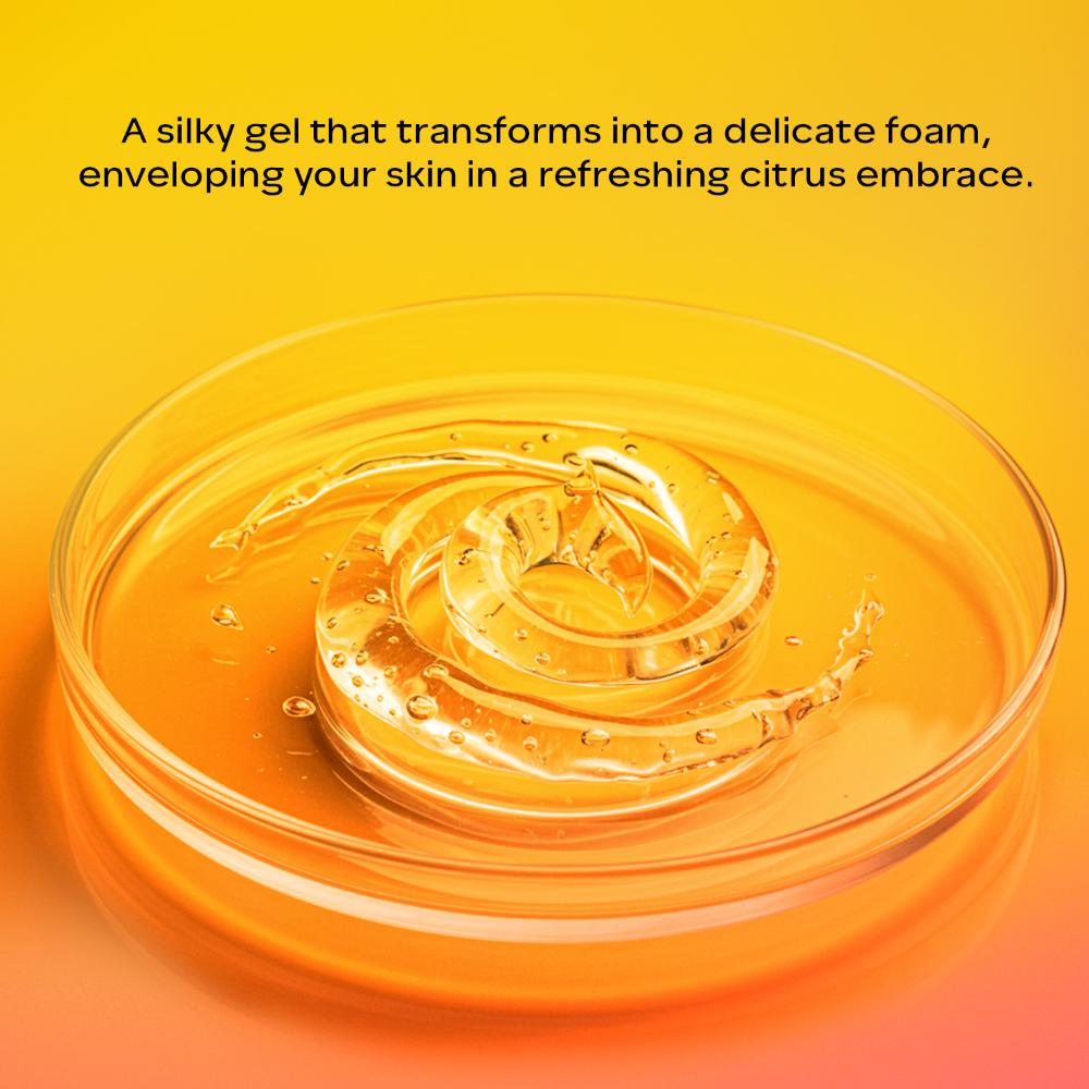 Comfy Glow Vitamin C Face Wash - Brightening & Refreshing Cleanser