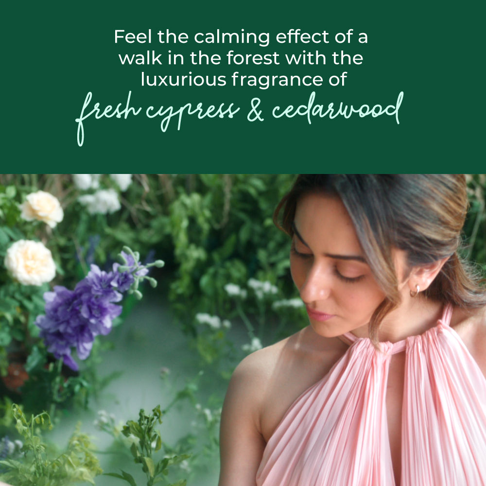 Essence Of Himalayas Cedarwood Oil & Cica Soothing Body Wash