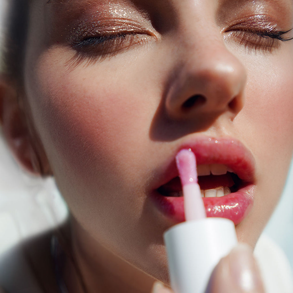 Glow & Care Balmy Lip Oil