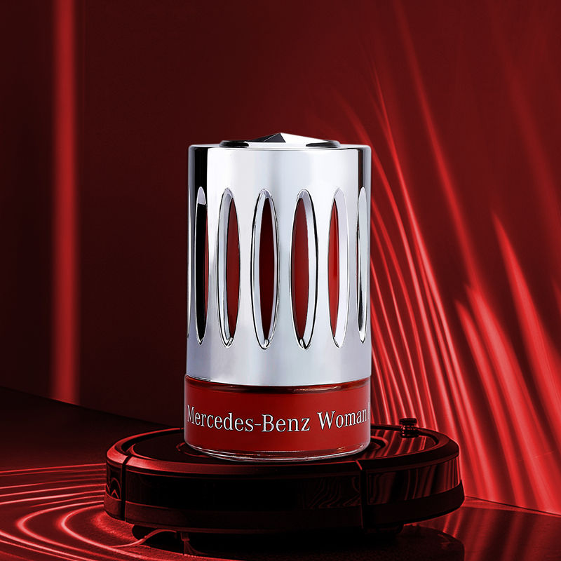 Woman In Red (Travel Collection ) Eau De Parfum