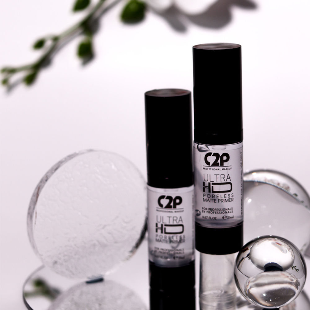 Ultra HD Poreless Peach Matte Highlighting Pre Base Primer Absorbs Oil and Hydrates Skin