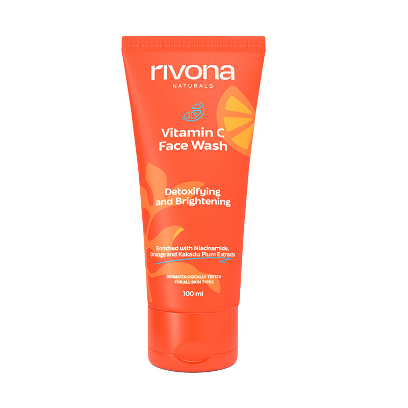 Vitamin C Face Wash With Niacinamide For Brightening And Glowing Skin