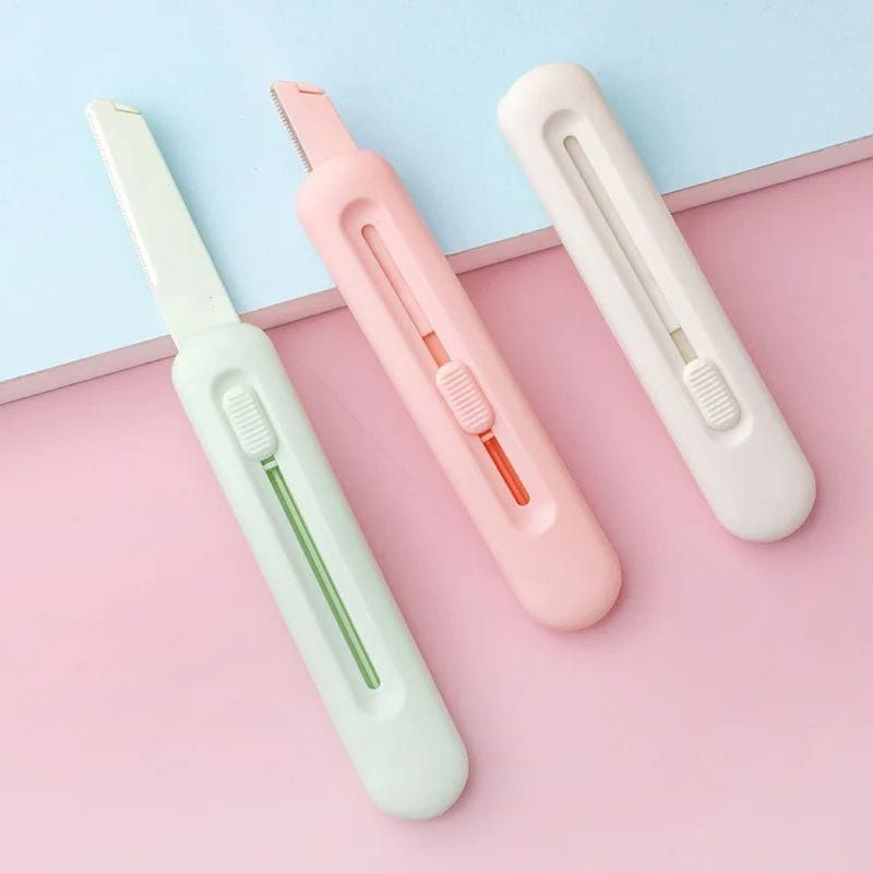 GPFBR013 Face & Body Razor (Colour /Shape May Vary)