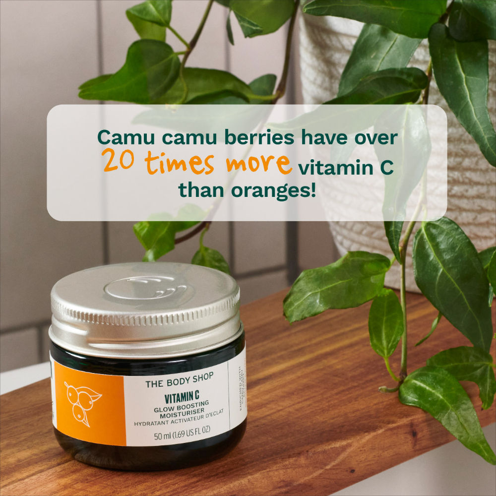 Vitamin C Glow Boosting Moisturizer Boosts Radiance & Hydrates Dull Skin All Skin
