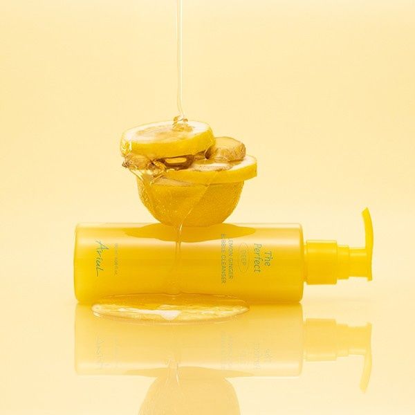 The Perfect Lemon Ginger Bubble Cleanser