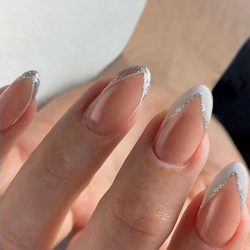 Round Shape White Color with Silver Glitter Design Press On Nails