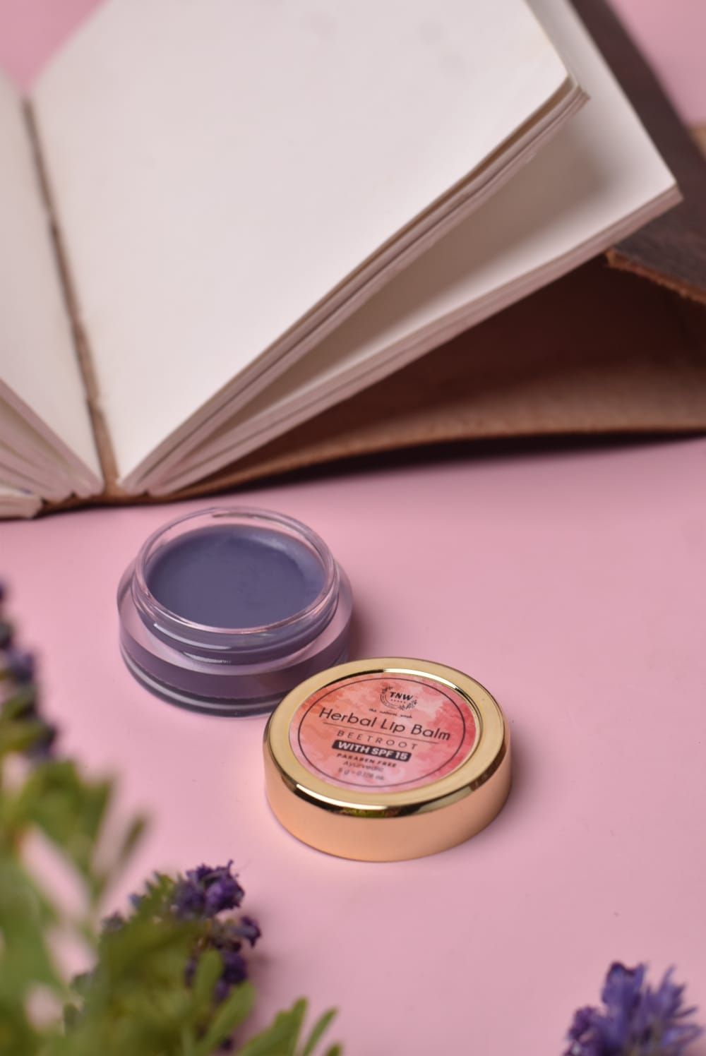 Herbal Beetroot Lip Balm With SPF 15 For Dry & Soft Lips - Non Sticky