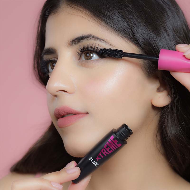 Xtreme Black Mascara Non-Clumping Water Proof - Black