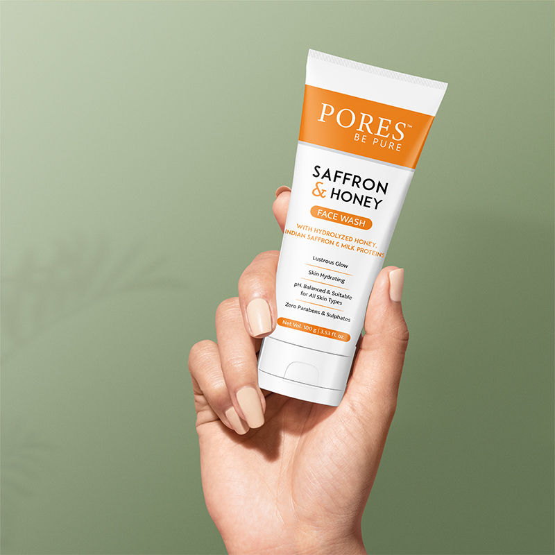 Saffron Glow Bright Face Wash With Honey