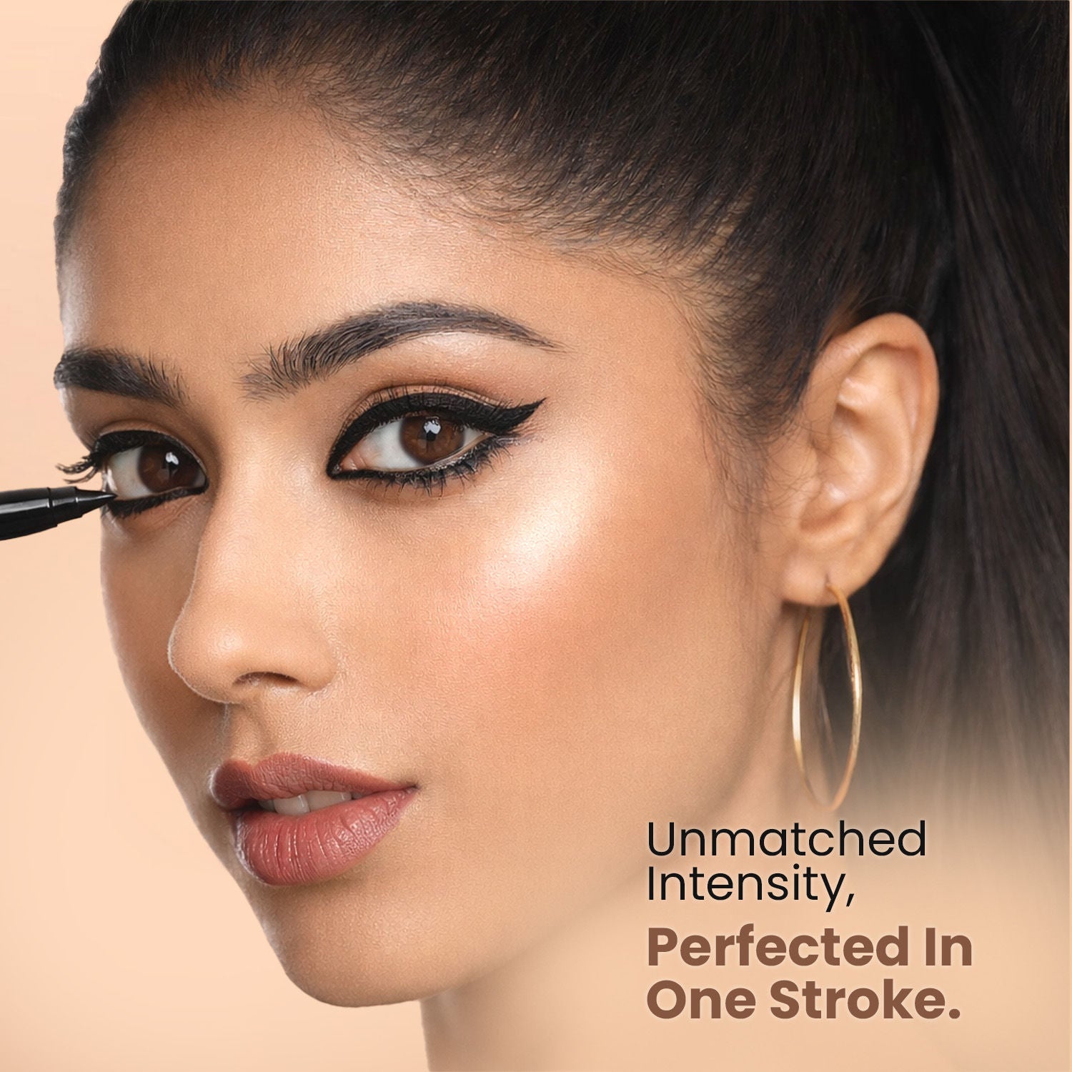 Bold & Black 2-In-1 Kajal & Liner With Vitamin-E 12-Hours of Stay With Sharpner
