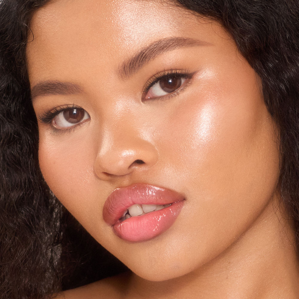 Unreal Skin Sheer Glow Tint