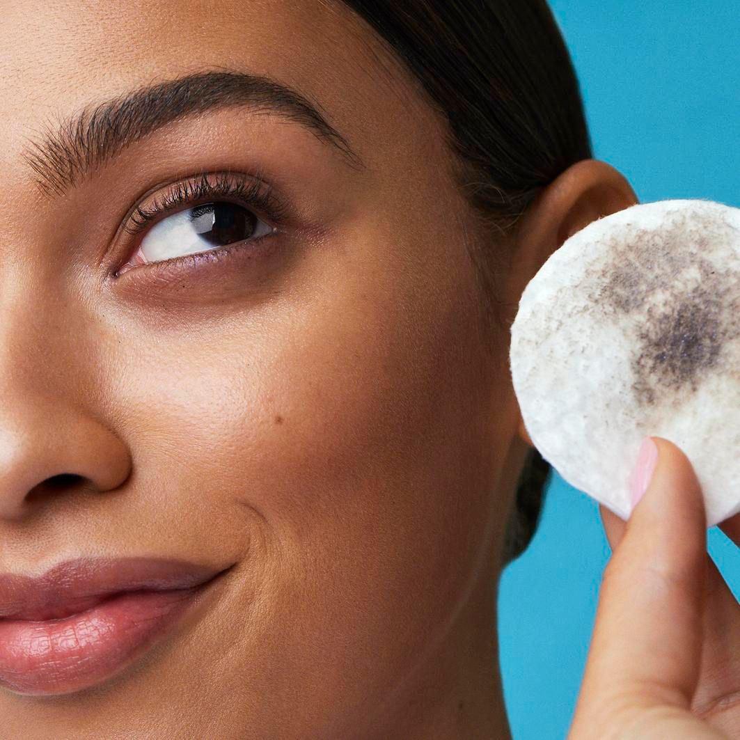 Holy Hydration! Off Makeup Remover