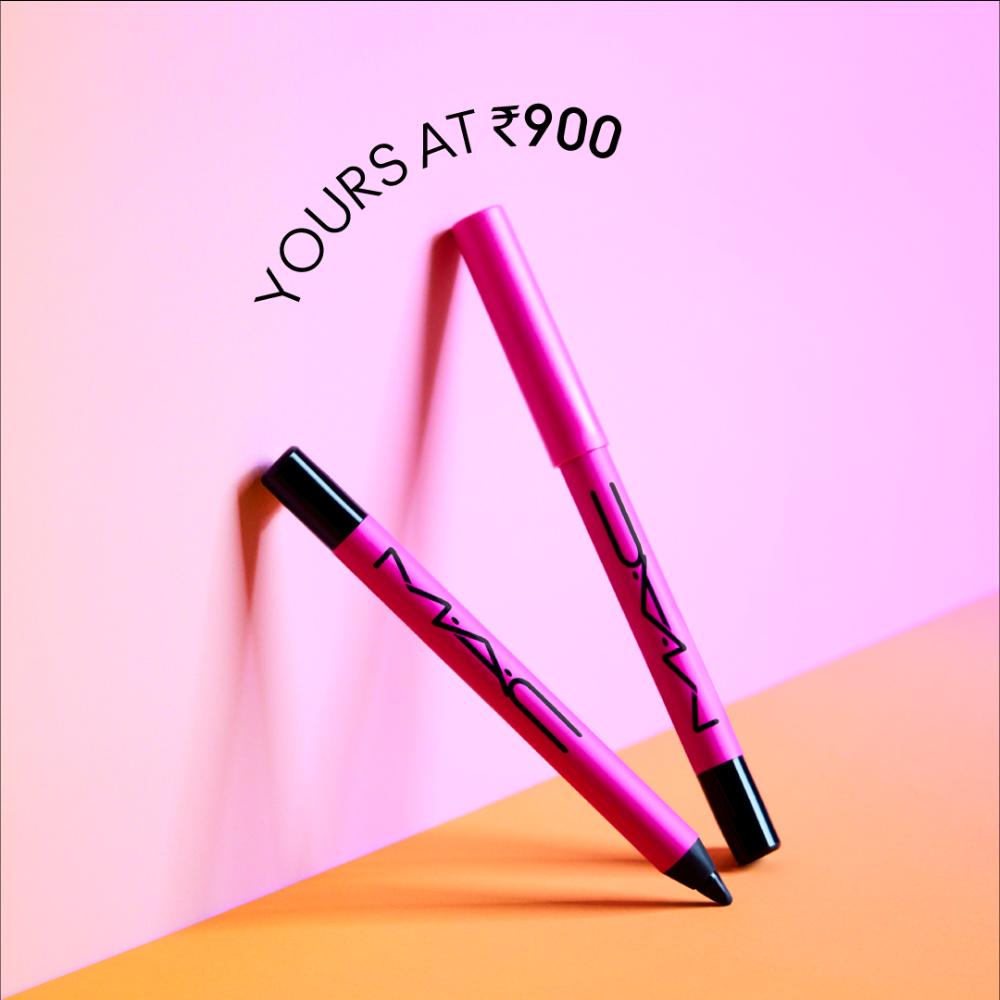In Extreme Dimension 24Hr Waterproof & Smudgeproof Kajal Eye Liner