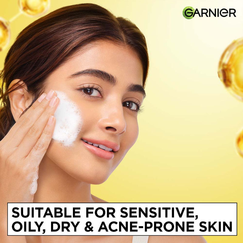 New Bright Complete Serum Cleanser Vitamin C