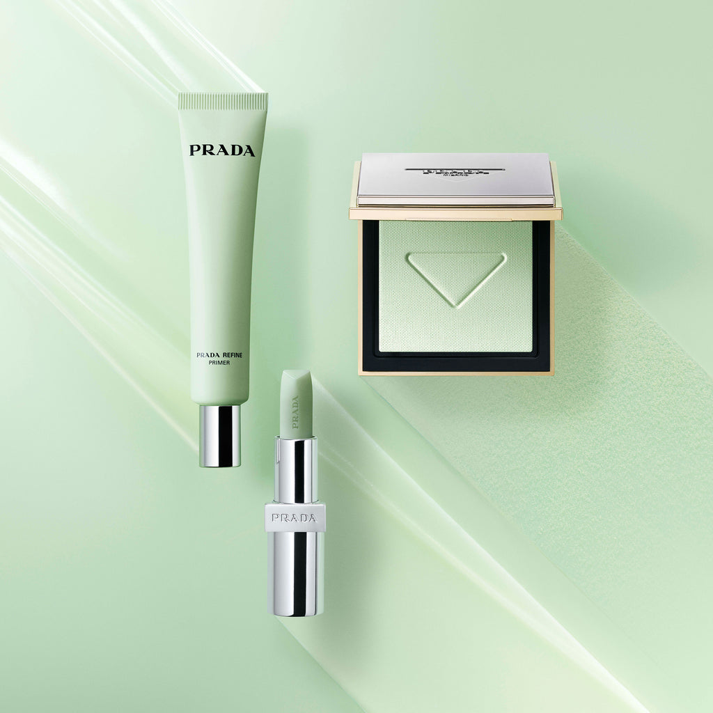 Refine Blurring Extending Primer - Pore-blurring Primer with a Soft Matte Finish