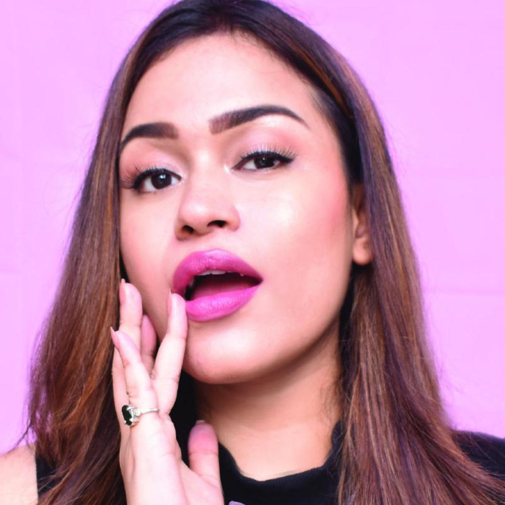 Must Have Black To Pink PH Lipstick