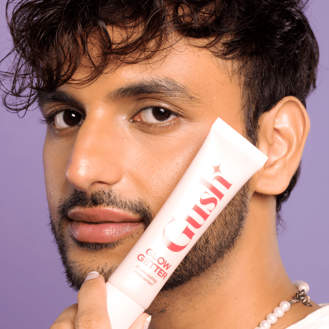 3 In 1 Illuminating Moisturizer + Primer + Strobe Cream