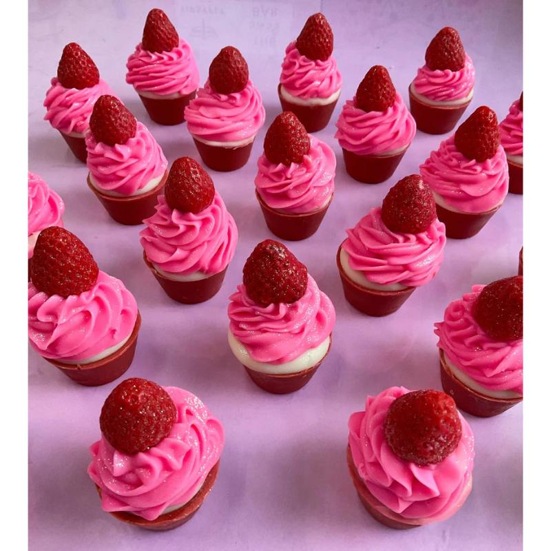 Fraises Mini Cupcake Soap
