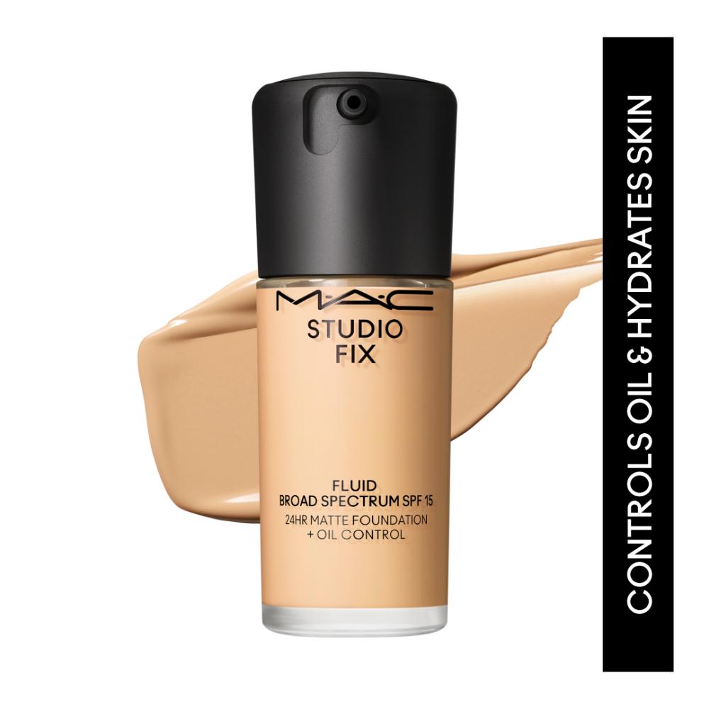 Studio Fix Fluid SPF 15 Soft Matte Foundation With Hyaluronic Acid - NC 15