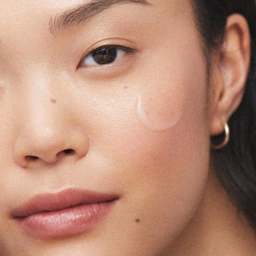 Milky Mushroom Ultra-Hydrating Mask Deeply Hydrates Plumps Revives With Aloe Glycerin