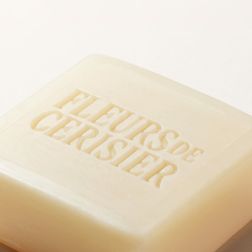 Fleurs De Cerisier Perfumed Hand Soap (Cherry Blossom)