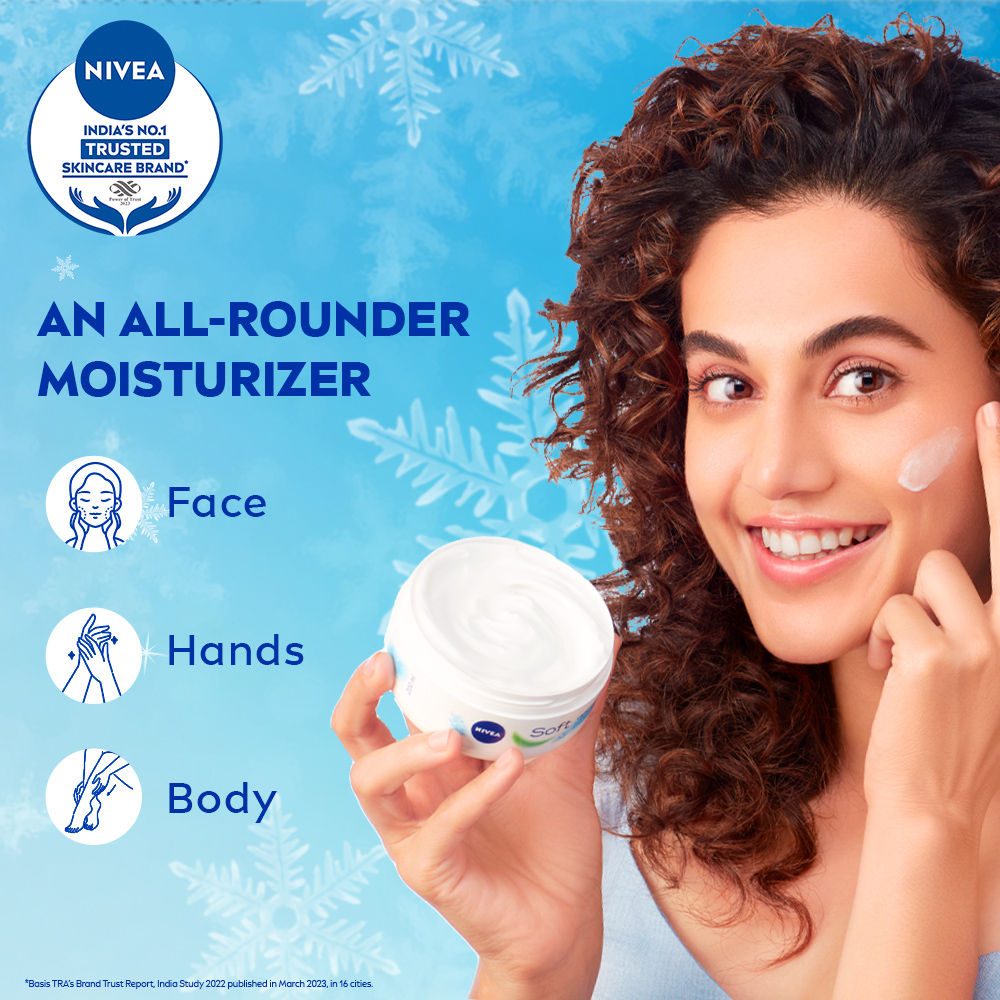 Soft Light Moisturizing Cream Berry Blossom Fragrance With Vitamin E & Jojoba Oil