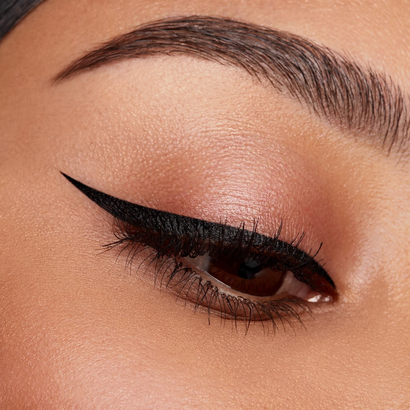 Liquid Pen Eyeliner - Black 001