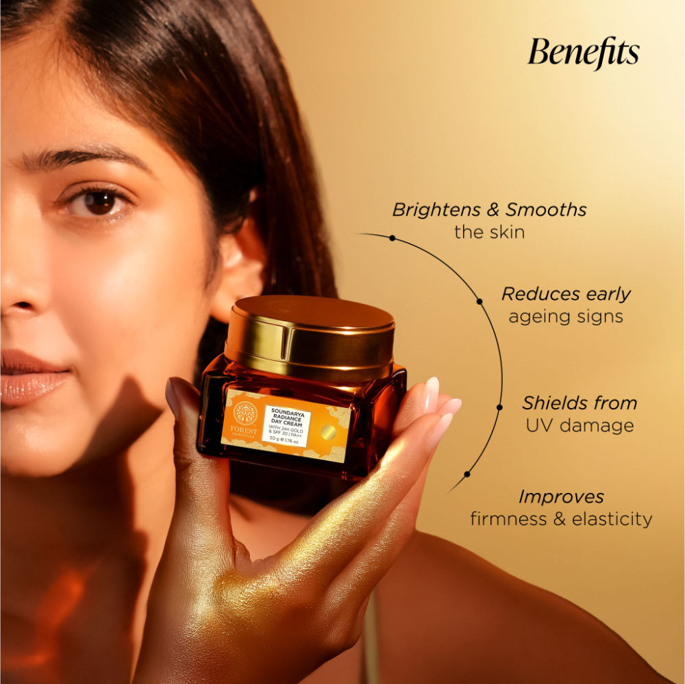 Soundarya Radiance Cream With 24K Gold And SPF25