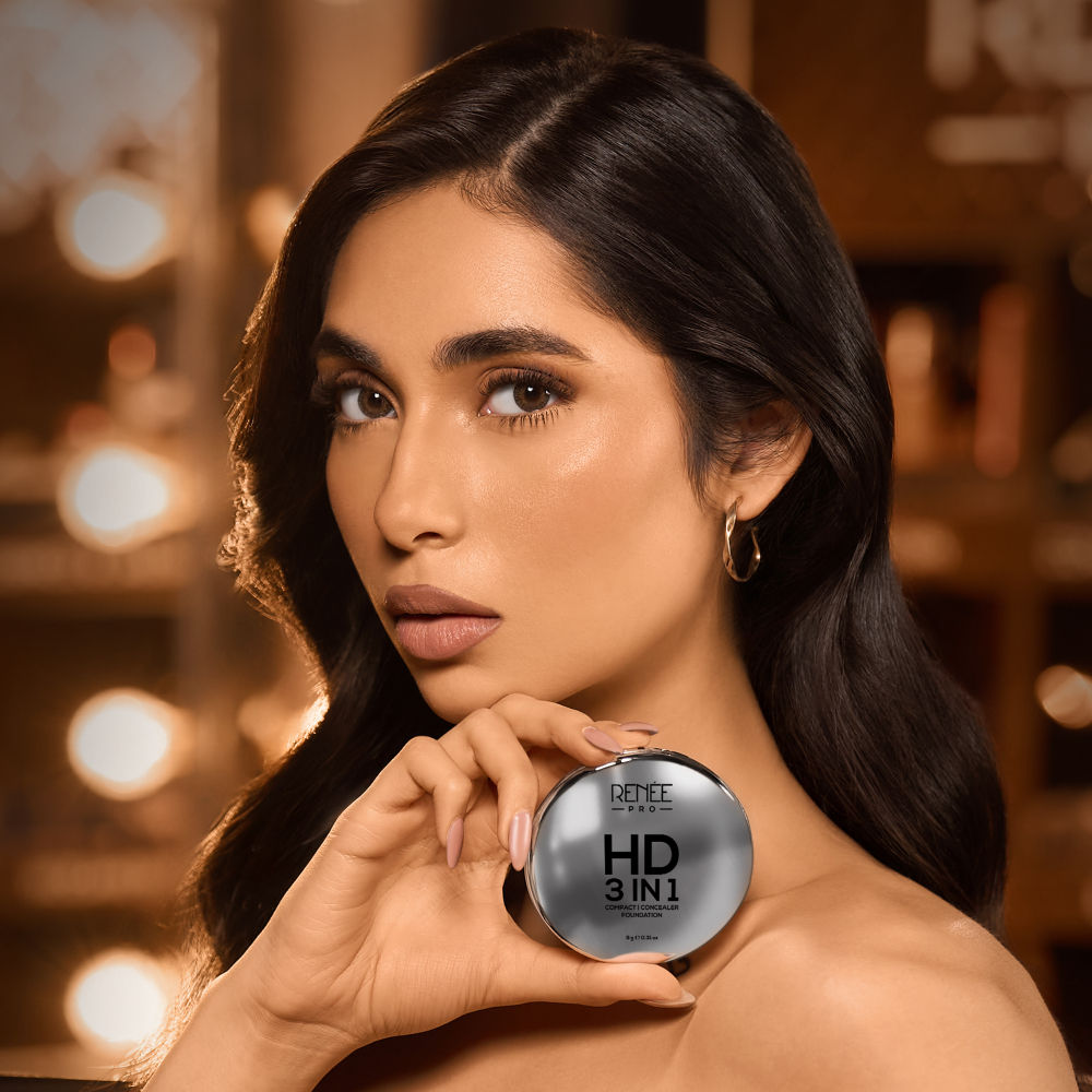 Pro HD 3-IN-1 Compact Works as Concealer, Foundation & Powder With SPF 20