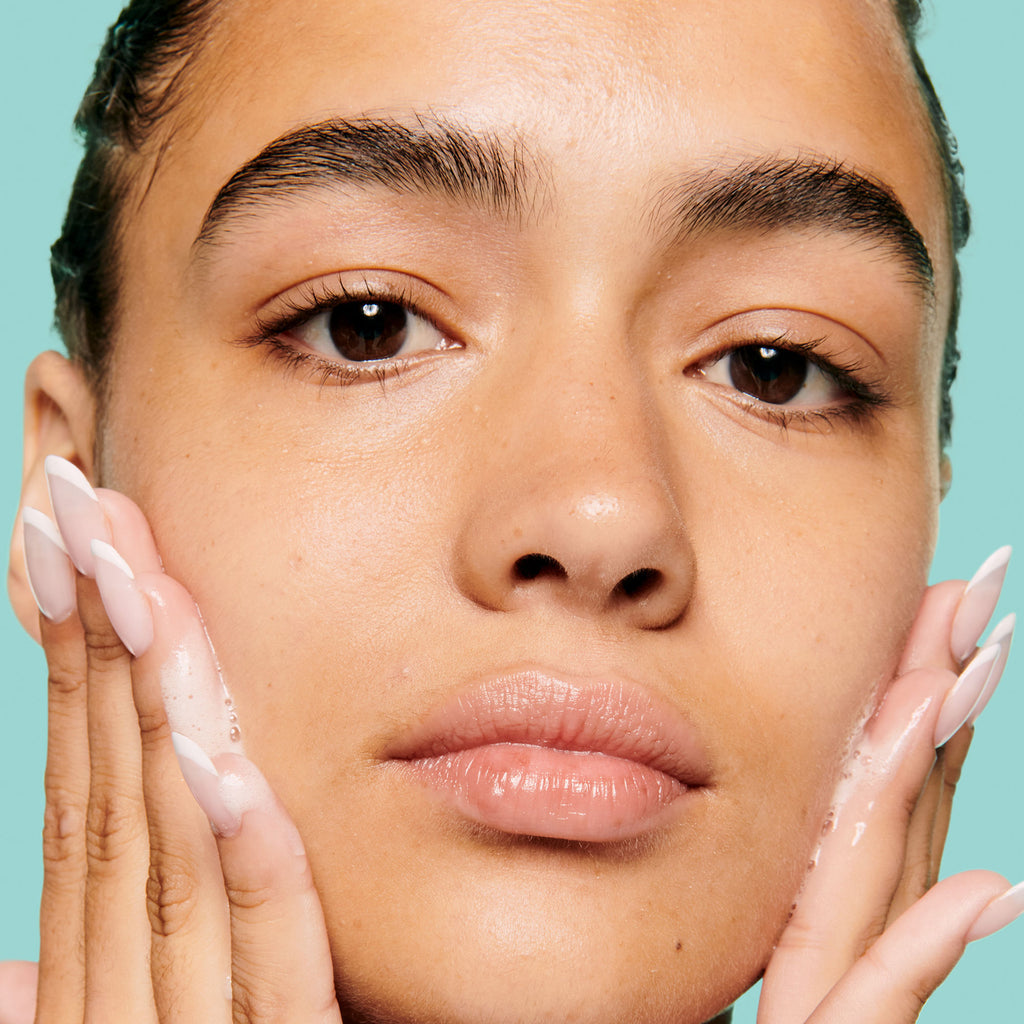 The Porefessional Tight ’N Toned Pore-Refining Toner