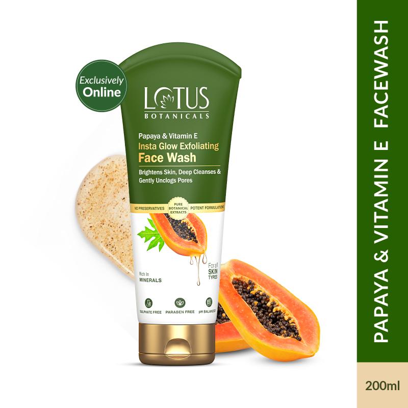 Papaya & Vitamin E Insta Glow Exfoliating Face Wash - 200ml
