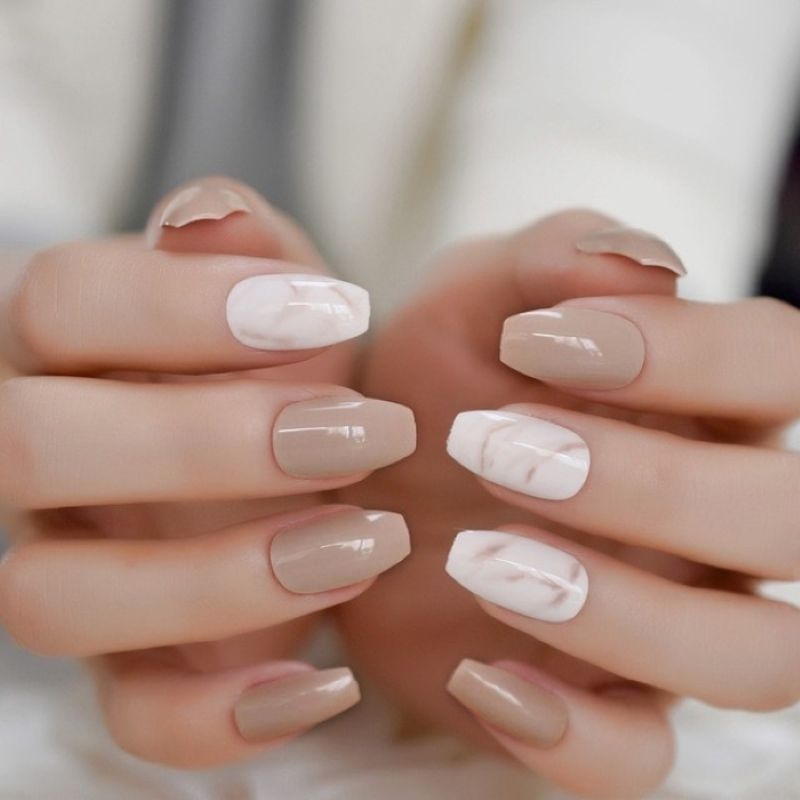 Latte Super Natural Nude And Marble Press On Nails