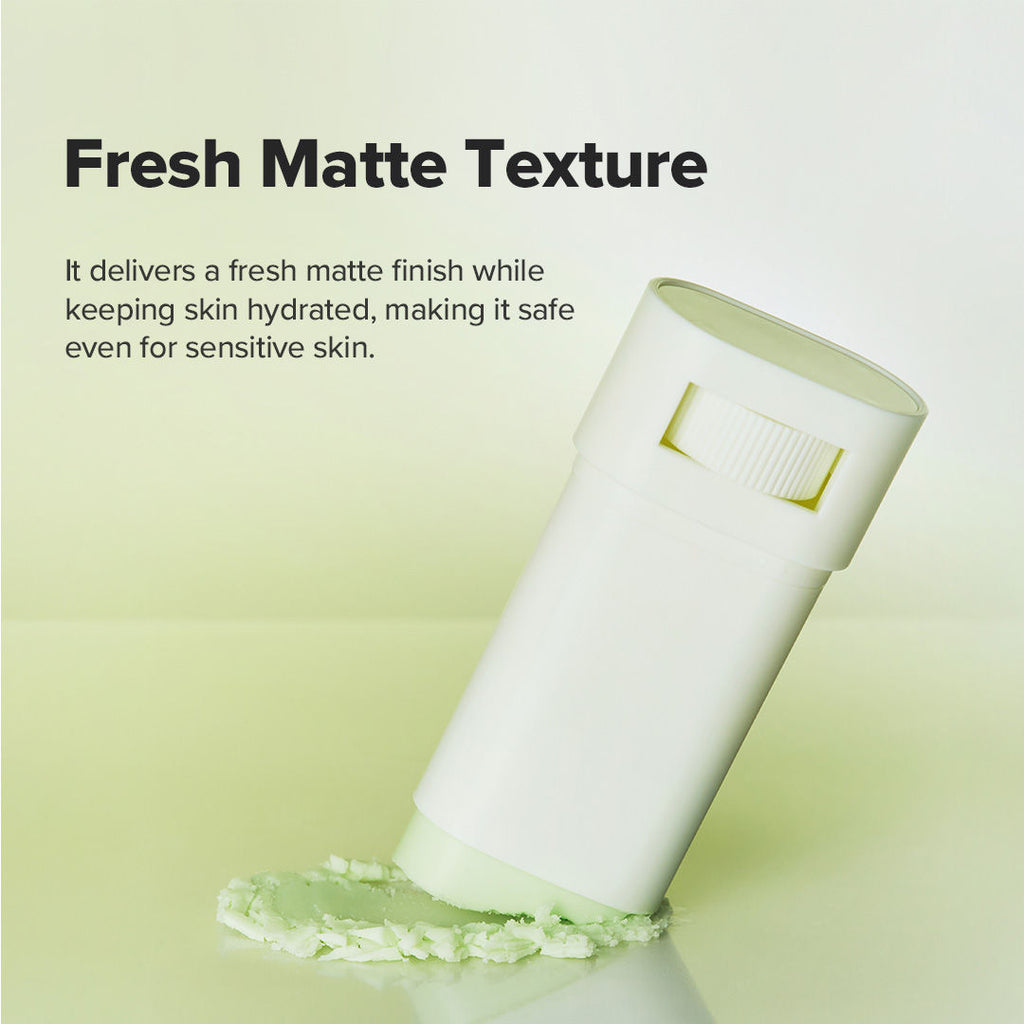Matte Sunscreen Stick Mugwort + Camelia SPF 50 PA++++