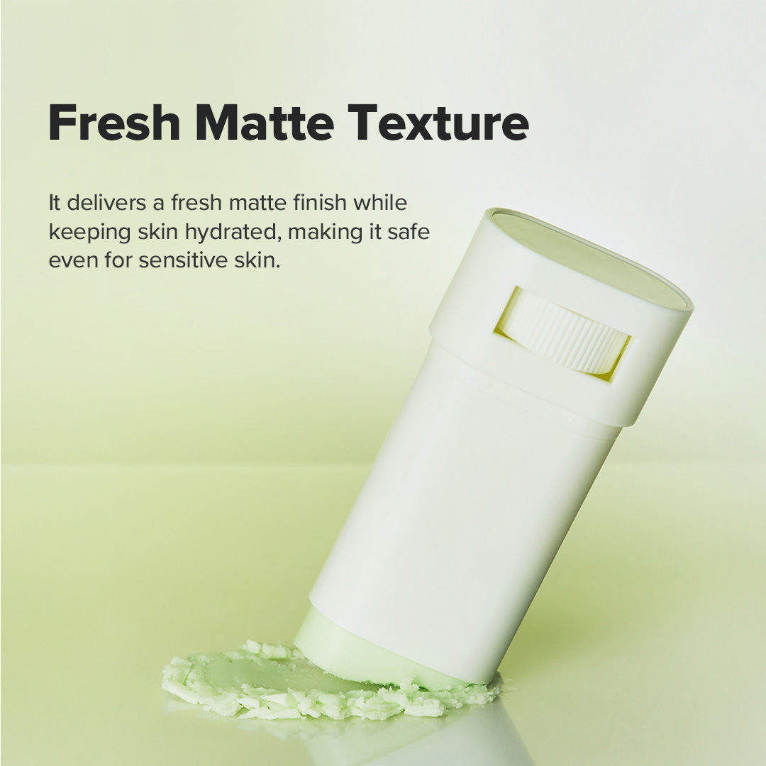 Matte Sunscreen Stick Mugwort + Camelia SPF 50 PA++++