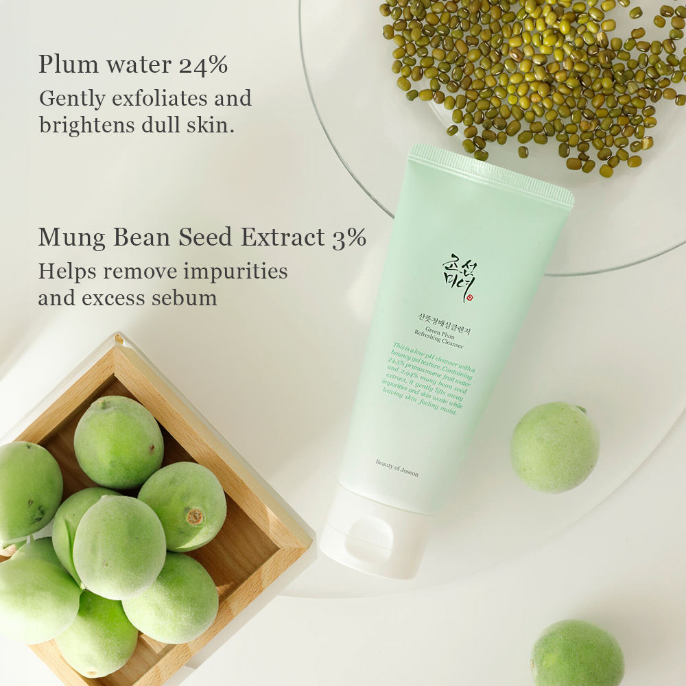 Green Plum Refreshing Cleanser