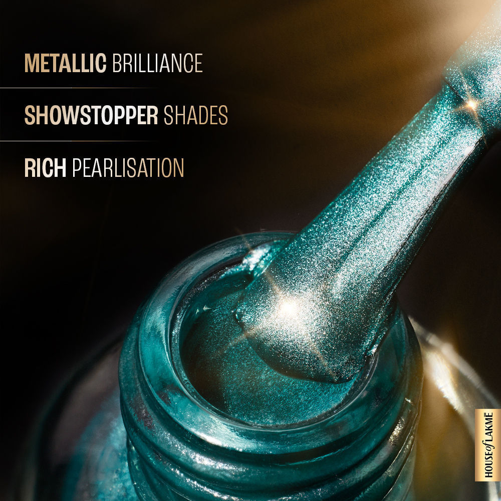 Ultimate Glam Chrome Nail Paint