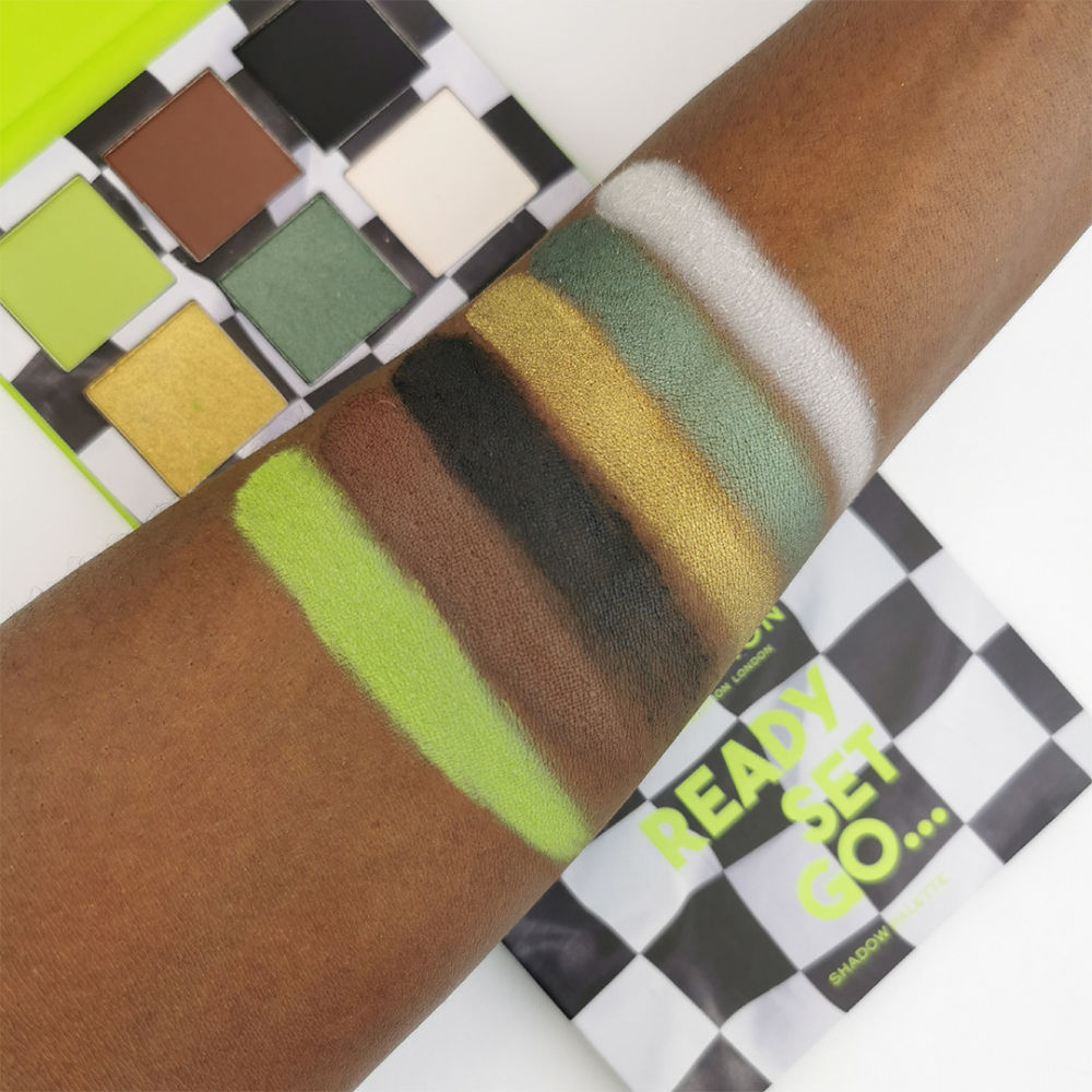 Power Eyeshadow Palette 90's Baby