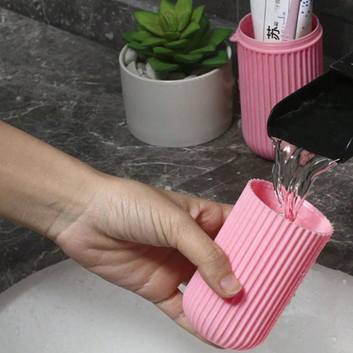 Toothbrush Case Travel Toothpaste Toiletry Holder Portable Storage Cover Compact Makeup Box