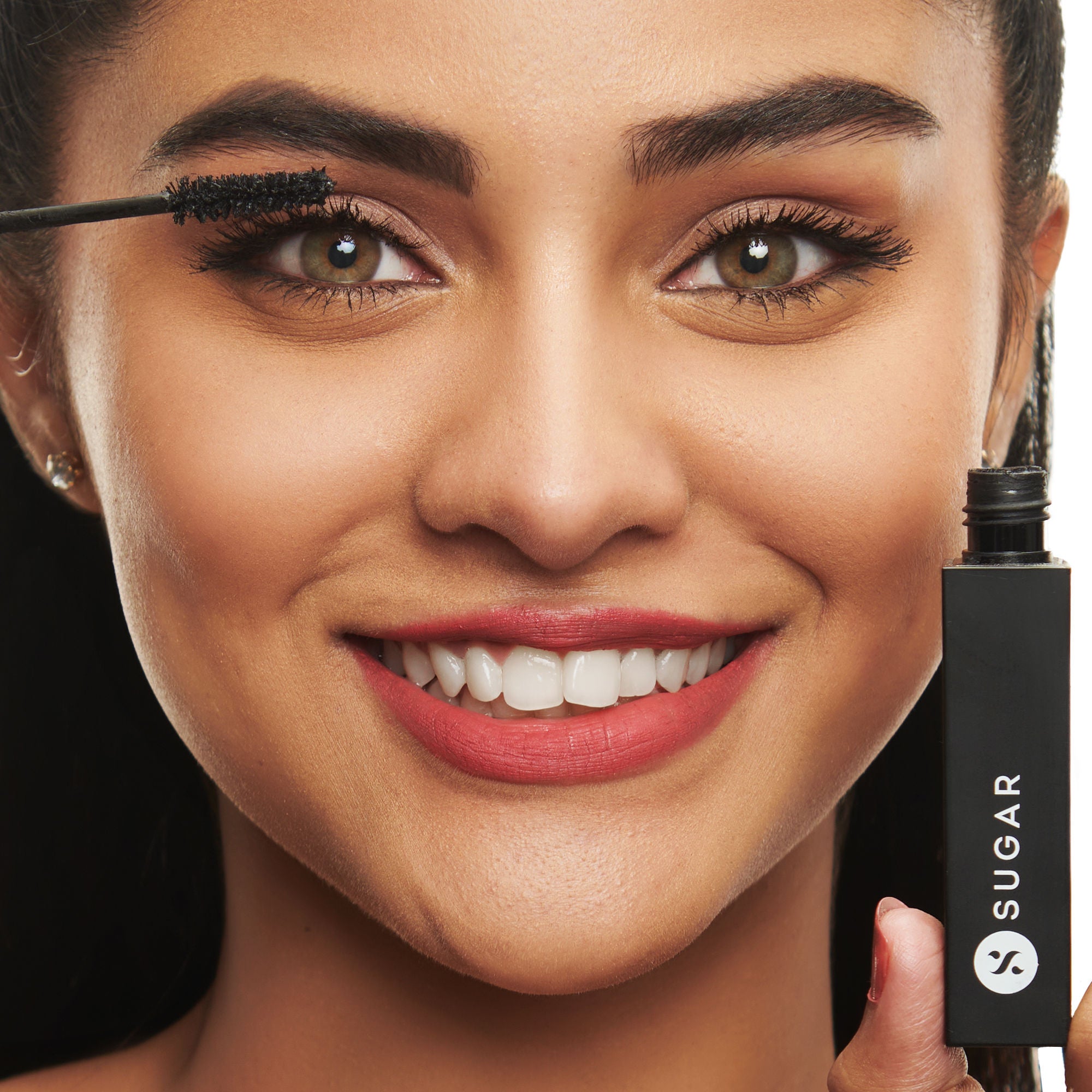 Blacklash Volumizing Mascara - 01 Black Up