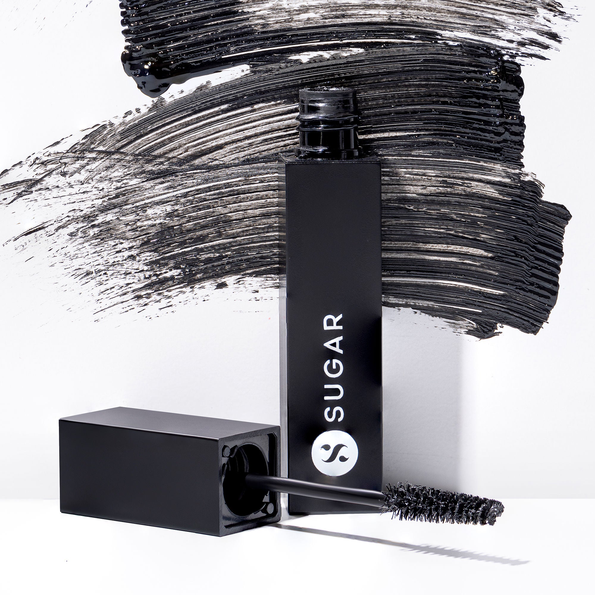 Blacklash Volumizing Mascara - 01 Black Up