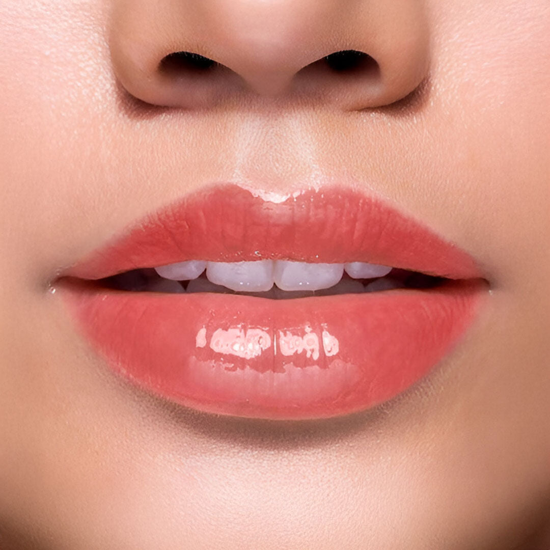 It's Giving Honey Lip Oil