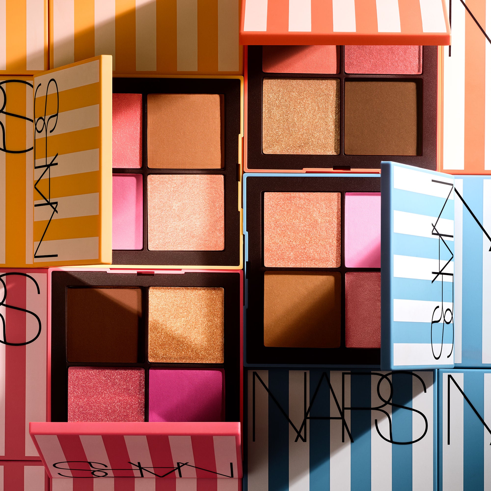 Hot Escape Cheek Palette