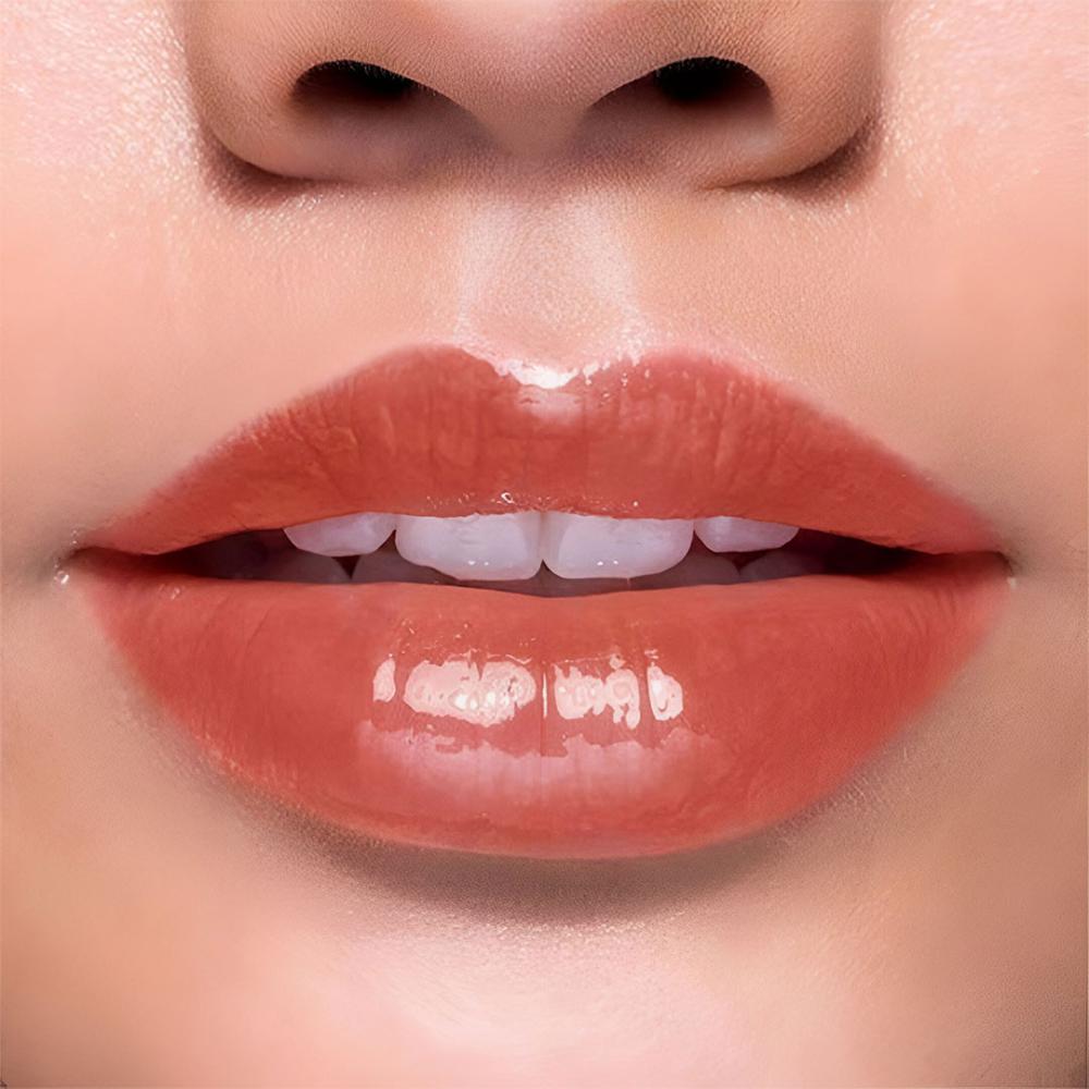 India It's Giving Honey Lip Oil