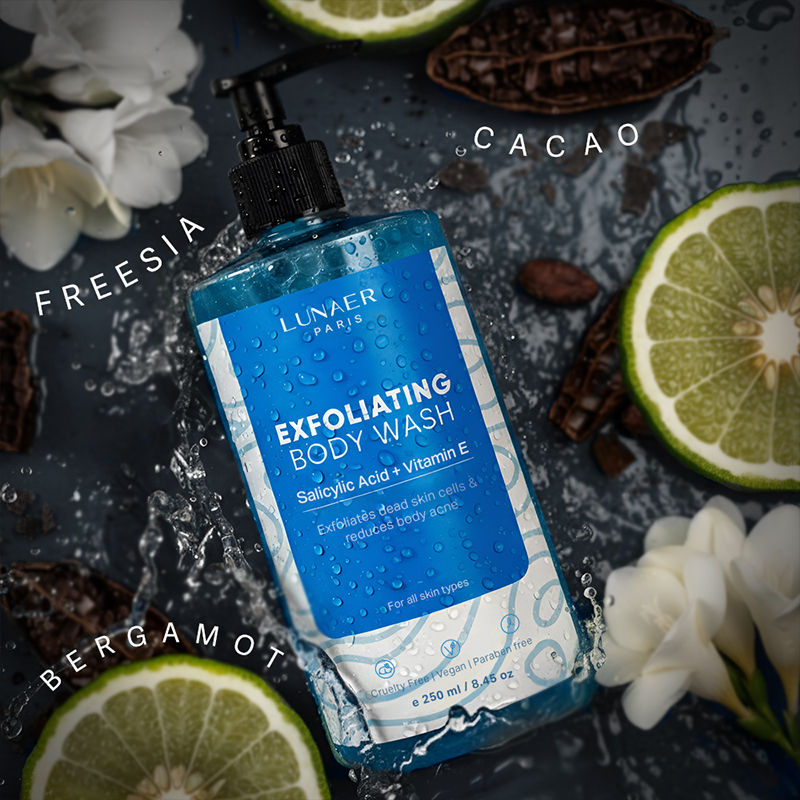 Oud Refreshing Foaming & Exfoliating Shower Gel
