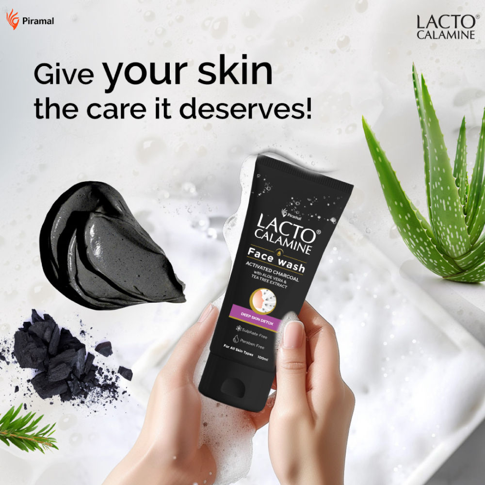 Activated Charcoal Face Wash with Aloe & Tea Tree Extract for Skin Detox