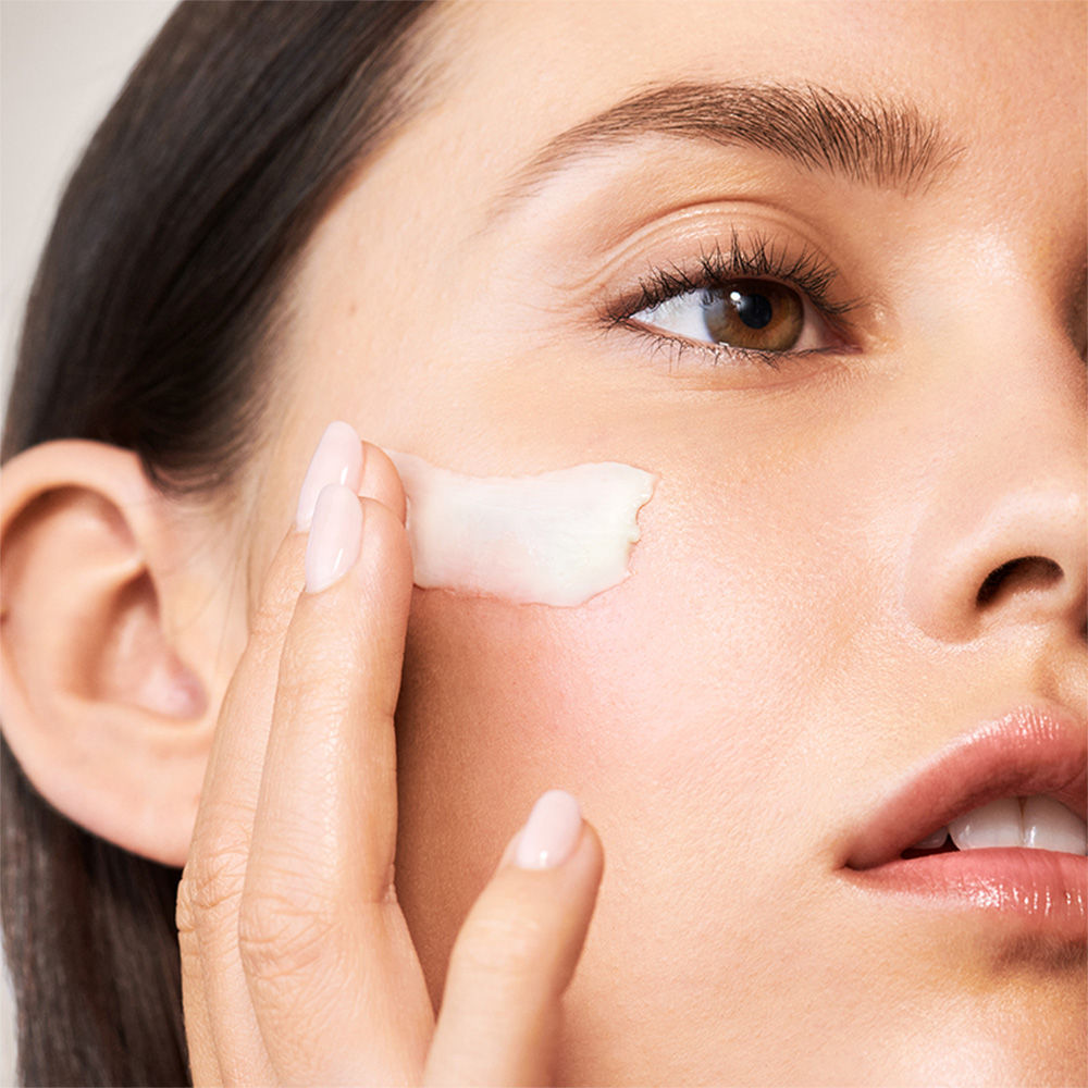 Vitamin Enriched Face Base (Moisturizer & Primer)
