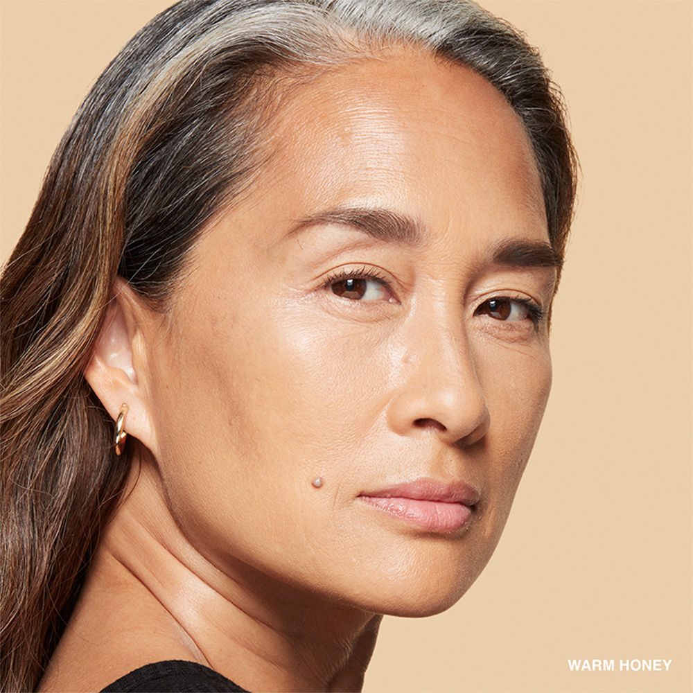 Skin Long-Wear Weightless Foundation Mini