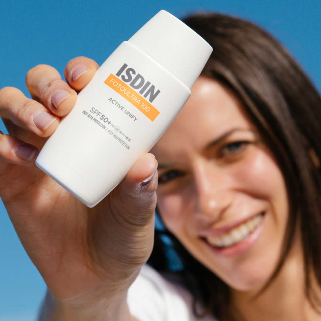 Foto Ultra 100 Active Unify Fusion Fluid SPF 50+