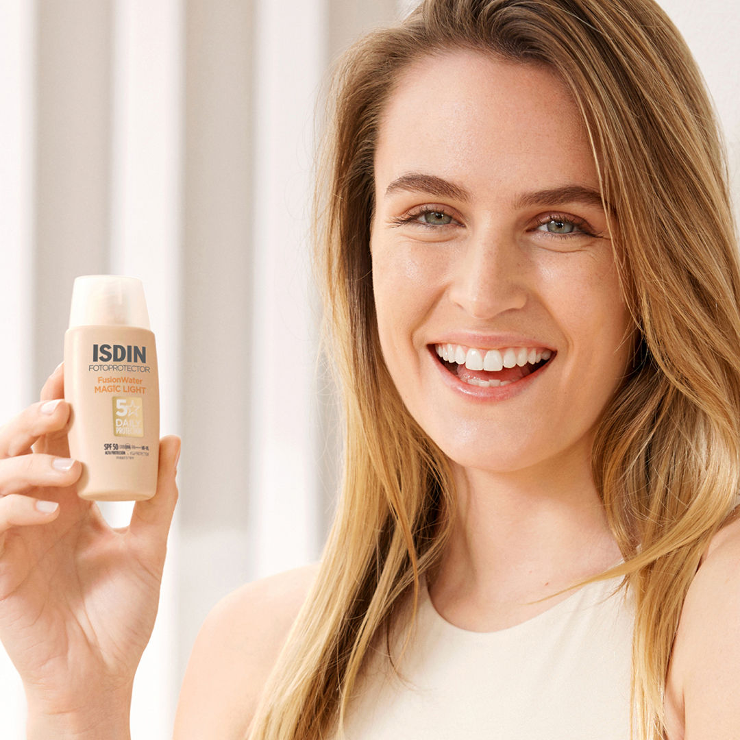 Fotoprotector Fusion Water Magic Color SPF 50 PA++++