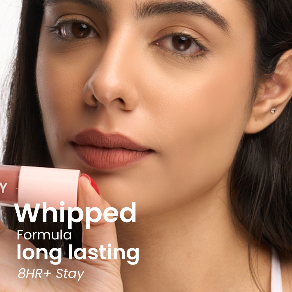 Hydrating Liquid Lipstick, Lightweight, Hydrating, Glossy, With Hyaluronic Acid